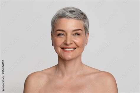 women with short hair nude|short.